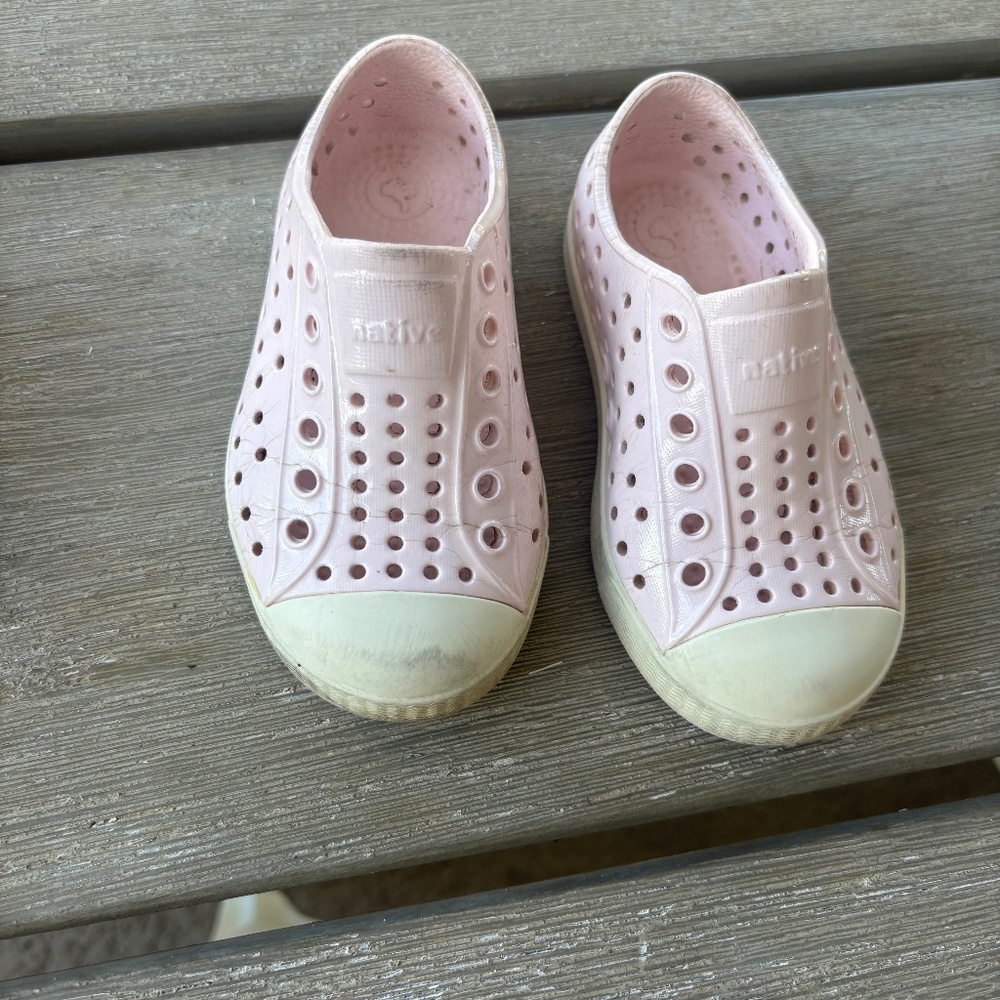 Native shoes c7
